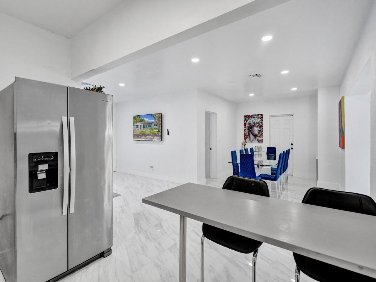Villa Escape To Miami Retreat à North Miami Beach Extérieur photo